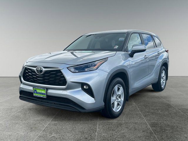 2023 Toyota Highlander LE