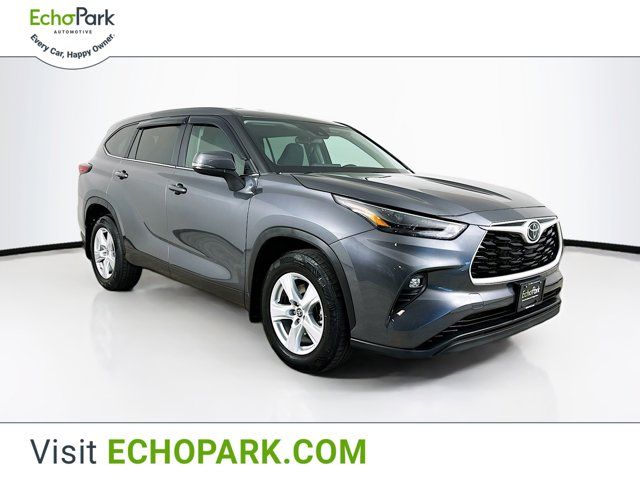 2023 Toyota Highlander LE