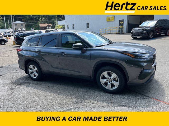 2023 Toyota Highlander LE