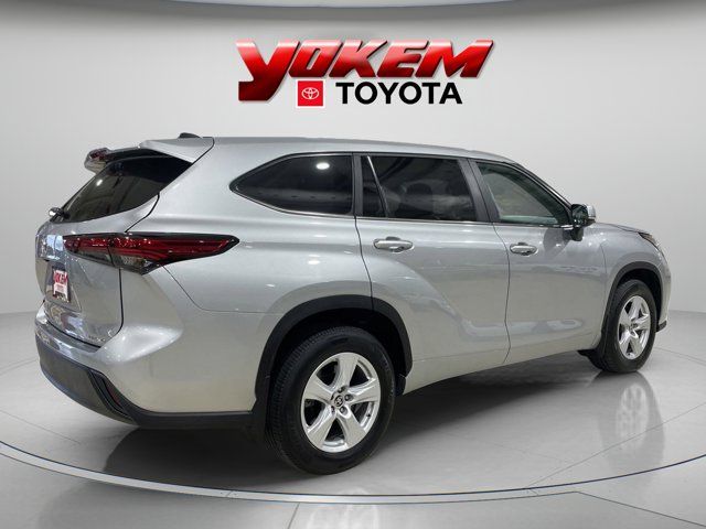 2023 Toyota Highlander LE