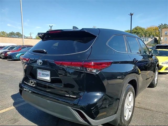 2023 Toyota Highlander LE