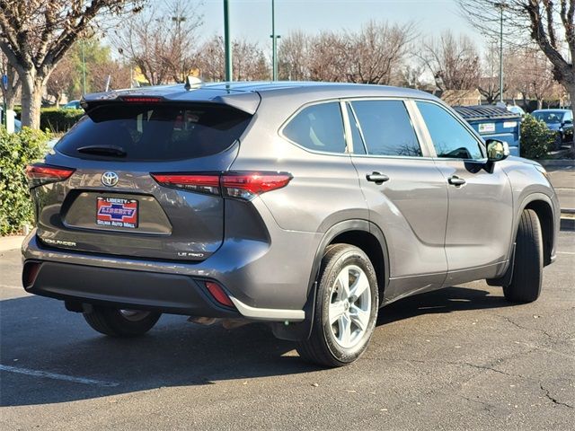 2023 Toyota Highlander LE