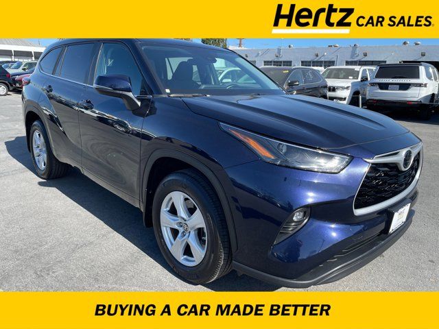 2023 Toyota Highlander LE