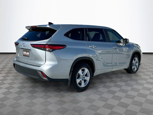 2023 Toyota Highlander LE