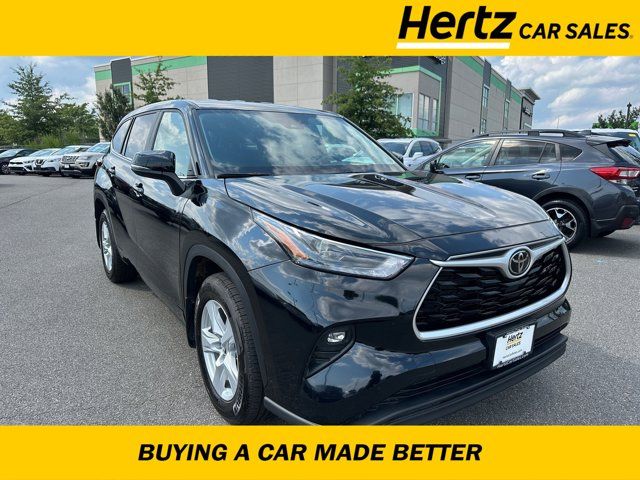 2023 Toyota Highlander LE