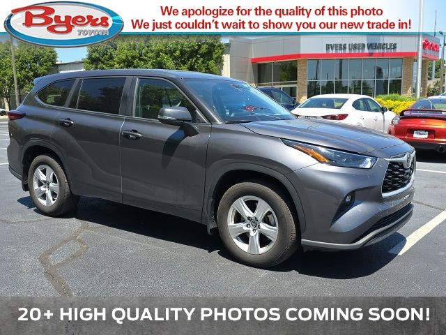 2023 Toyota Highlander LE