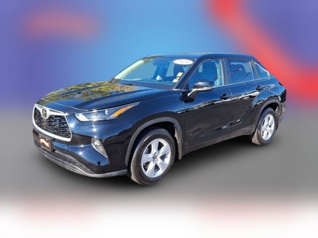 2023 Toyota Highlander LE