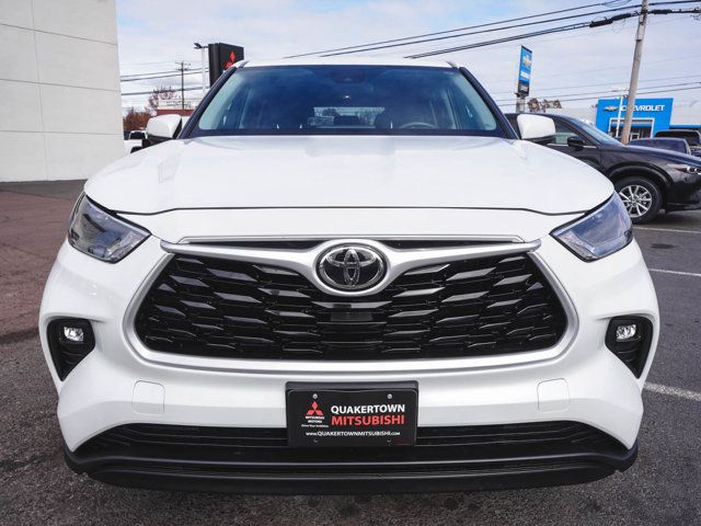 2023 Toyota Highlander LE