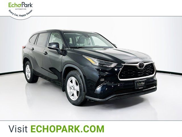 2023 Toyota Highlander LE