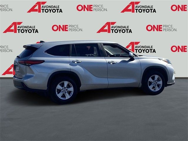 2023 Toyota Highlander LE