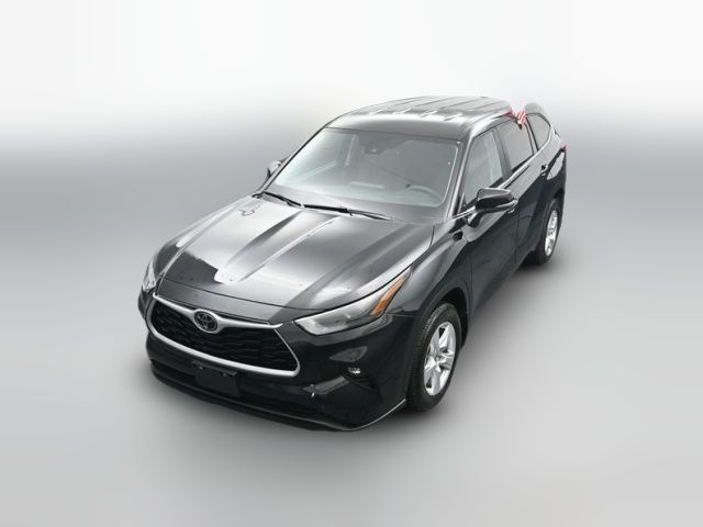 2023 Toyota Highlander LE