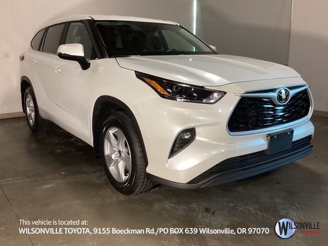 2023 Toyota Highlander LE