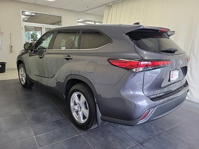 2023 Toyota Highlander LE