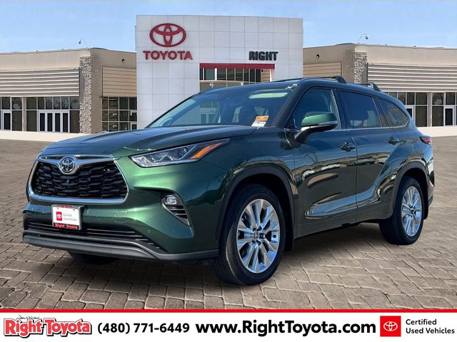 2023 Toyota Highlander L