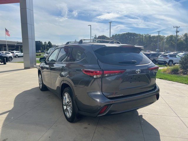 2023 Toyota Highlander Limited