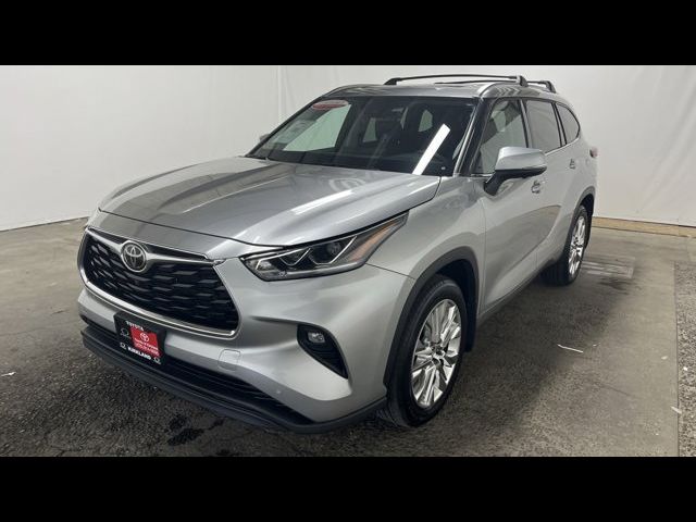 2023 Toyota Highlander Limited