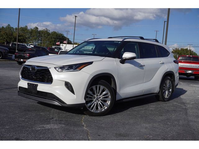 2023 Toyota Highlander Platinum