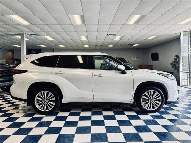 2023 Toyota Highlander Platinum