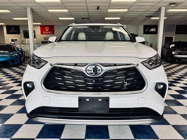 2023 Toyota Highlander Platinum