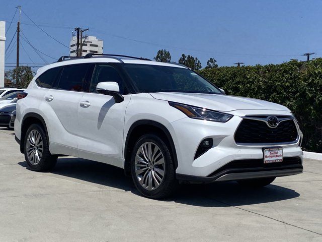 2023 Toyota Highlander Platinum