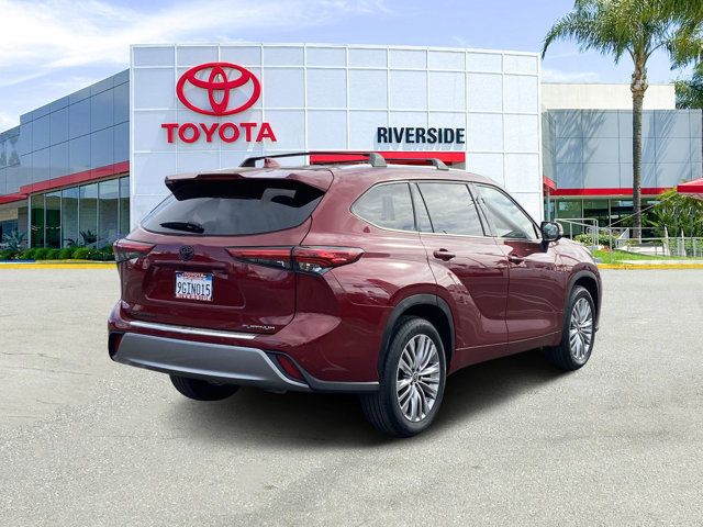 2023 Toyota Highlander Platinum