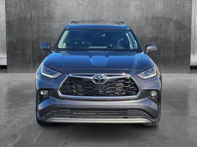 2023 Toyota Highlander Platinum