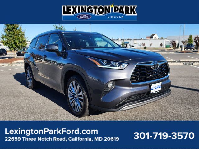 2023 Toyota Highlander Platinum