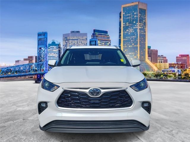 2023 Toyota Highlander Platinum