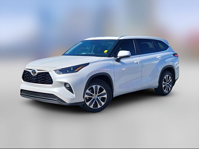 2023 Toyota Highlander Platinum