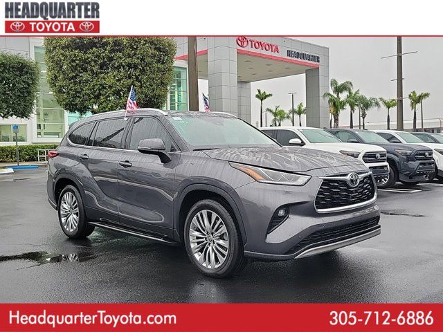 2023 Toyota Highlander Platinum