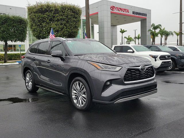 2023 Toyota Highlander Platinum