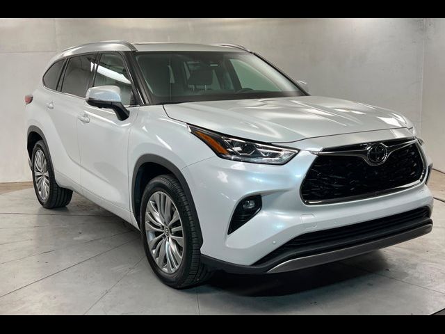 2023 Toyota Highlander Platinum