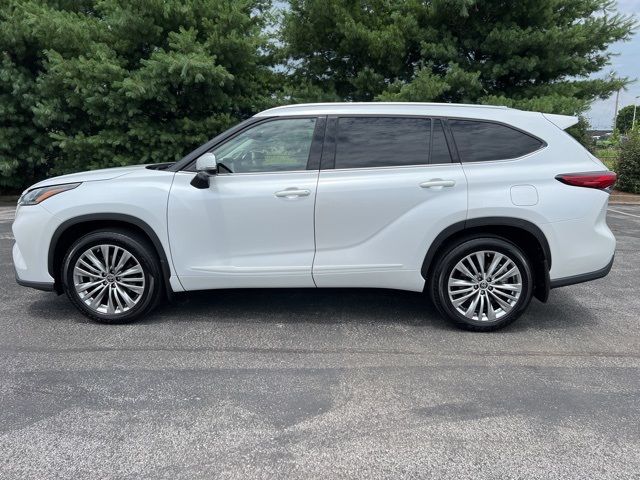 2023 Toyota Highlander Platinum