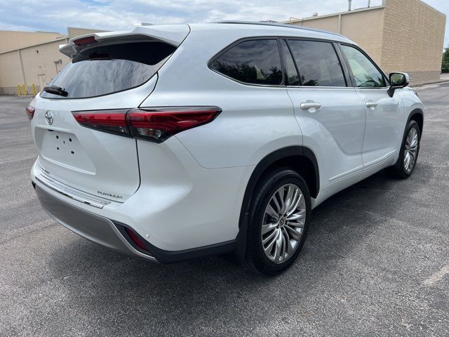 2023 Toyota Highlander Platinum