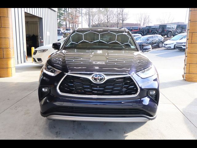 2023 Toyota Highlander Platinum