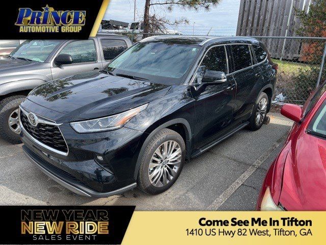 2023 Toyota Highlander Platinum