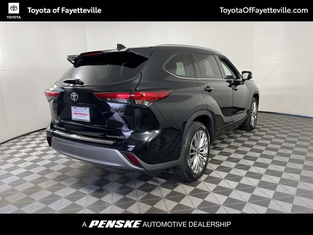 2023 Toyota Highlander Platinum