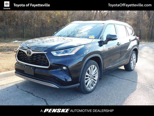 2023 Toyota Highlander Platinum