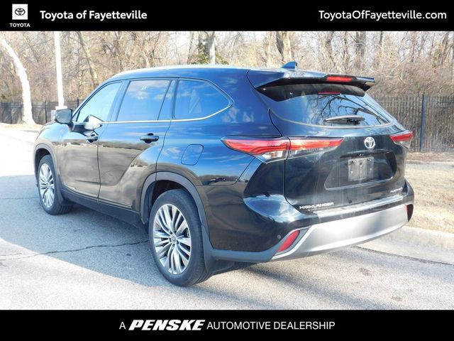 2023 Toyota Highlander Platinum