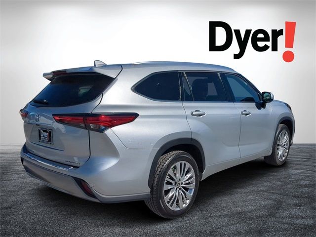 2023 Toyota Highlander Platinum