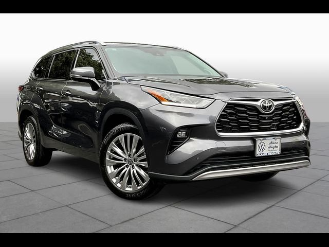 2023 Toyota Highlander Platinum