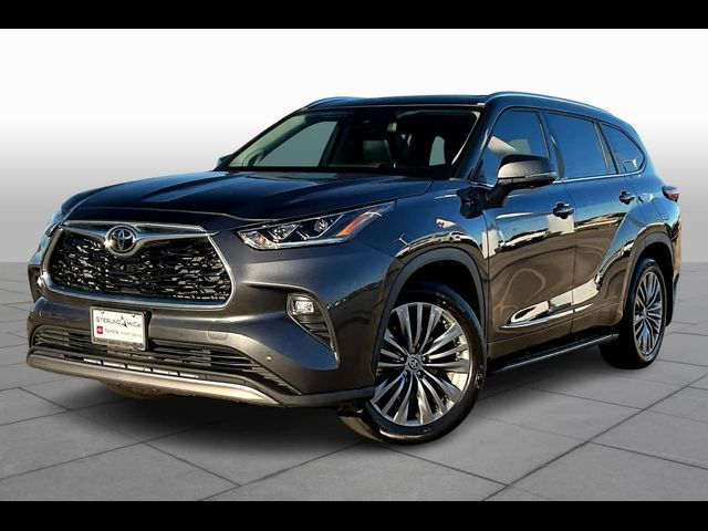 2023 Toyota Highlander Platinum