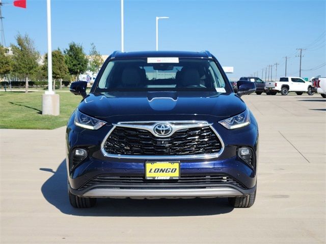 2023 Toyota Highlander Platinum