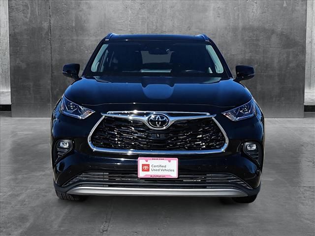 2023 Toyota Highlander Platinum