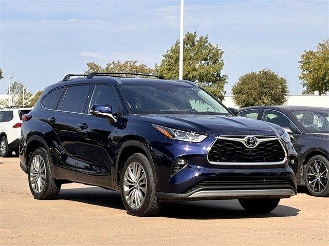 2023 Toyota Highlander Platinum