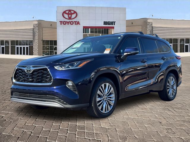 2023 Toyota Highlander Platinum