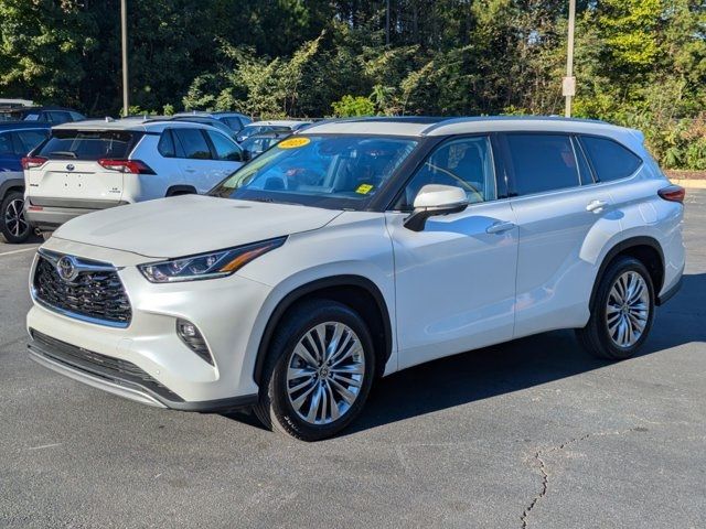 2023 Toyota Highlander Platinum