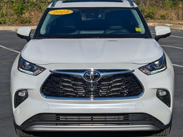 2023 Toyota Highlander Platinum