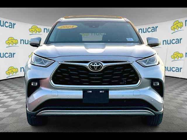 2023 Toyota Highlander Platinum