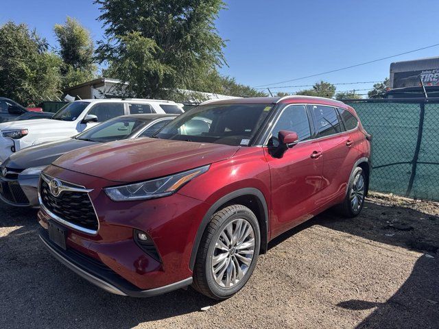 2023 Toyota Highlander Platinum